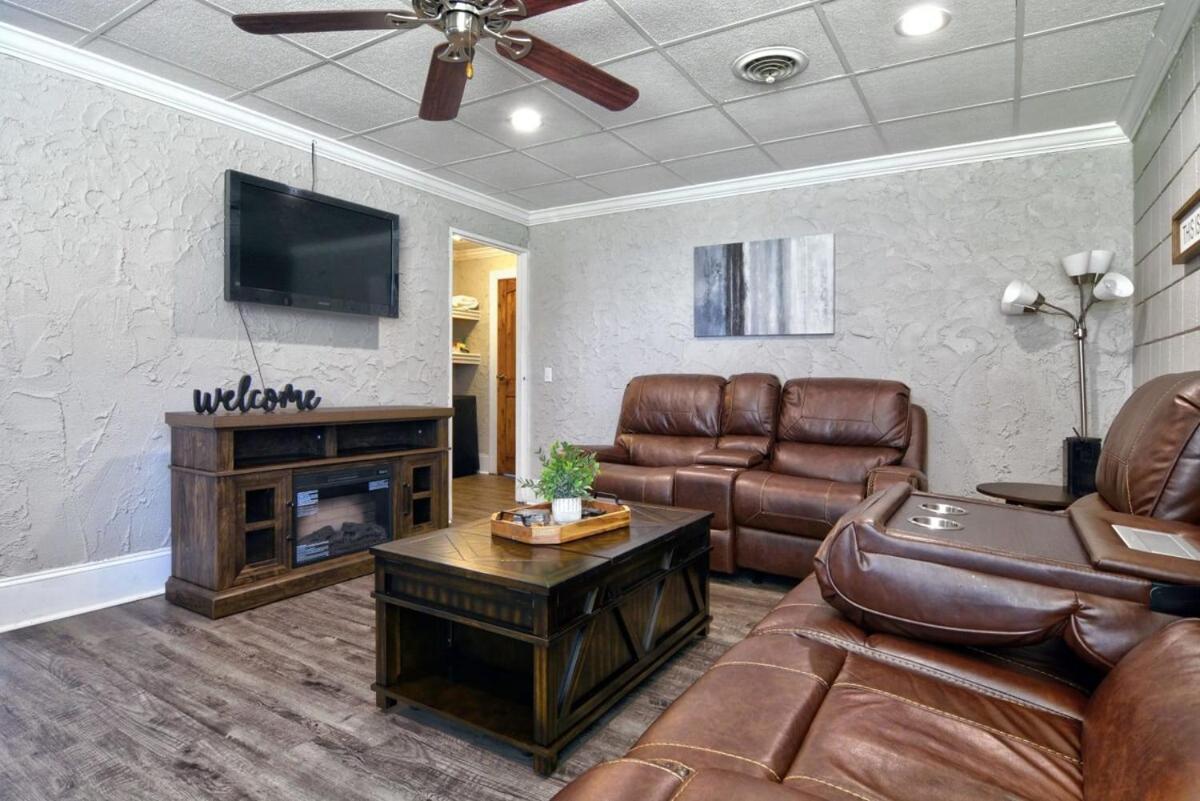 Amazing Cottage - Located On Blue Mile - Close To Gsu! Statesboro Bagian luar foto