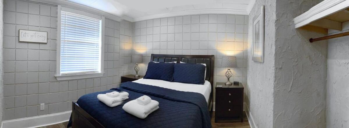 Amazing Cottage - Located On Blue Mile - Close To Gsu! Statesboro Bagian luar foto